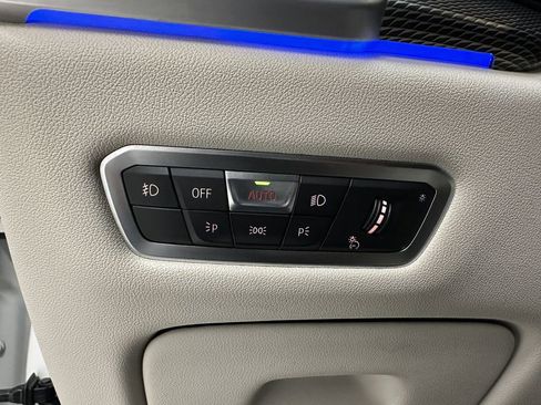 Used 2021 BMW X5 sDrive40i w/ M Sport Package image 36