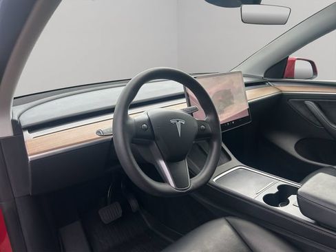 Used 2023 Tesla Model Y Long Range AWD/4WD image 22