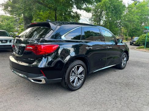 Used 2017 Acura MDX SH-AWD image 4