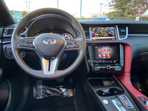 Used 2024 INFINITI QX50 Sport image 19