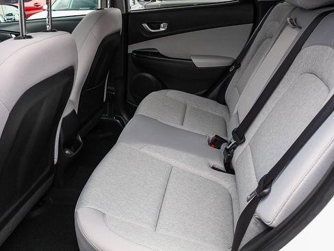 Certified 2023 Hyundai Kona SE image 18