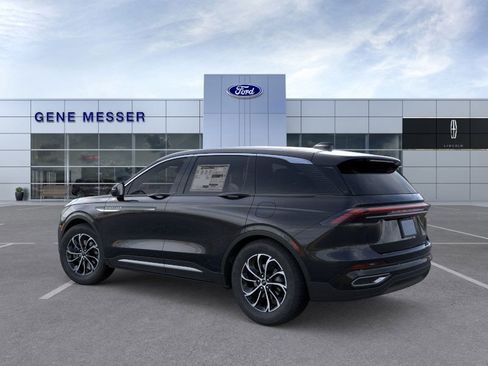 New 2026 Lincoln Nautilus Premier image 26