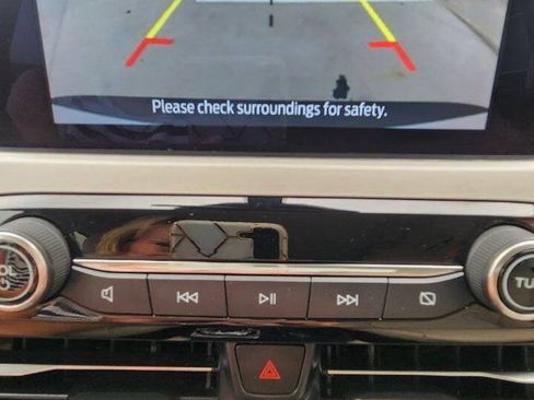 Used 2021 Ford Escape SEL AWD/4WD image 13