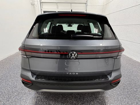 Used 2026 Volkswagen Taos S FWD image 5