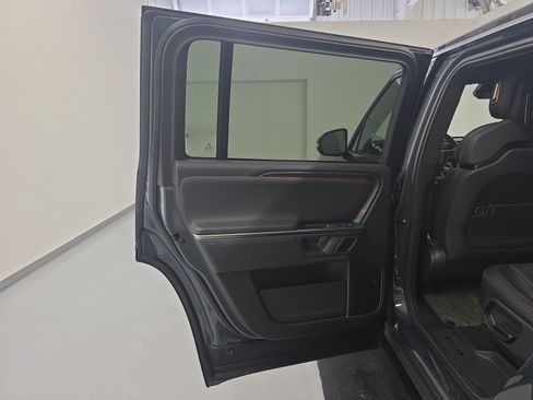 Used 2024 Rivian R1S Adventure AWD/4WD image 17