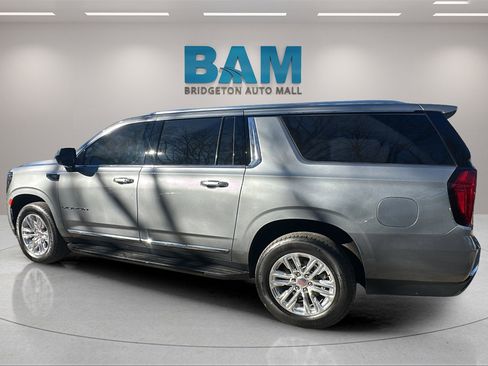 Used 2024 GMC Yukon XL SLT image 7
