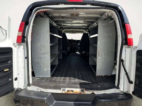 Used 2012 Chevrolet Express 3500 Extended RWD image 14