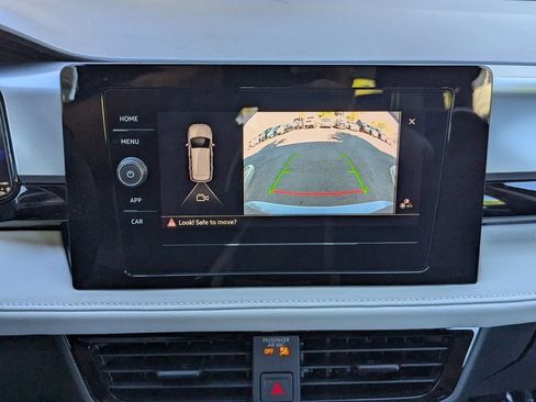 Certified 2025 Volkswagen Taos S FWD image 12
