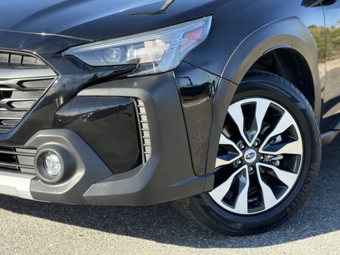 Used 2023 Subaru Outback Limited image 4