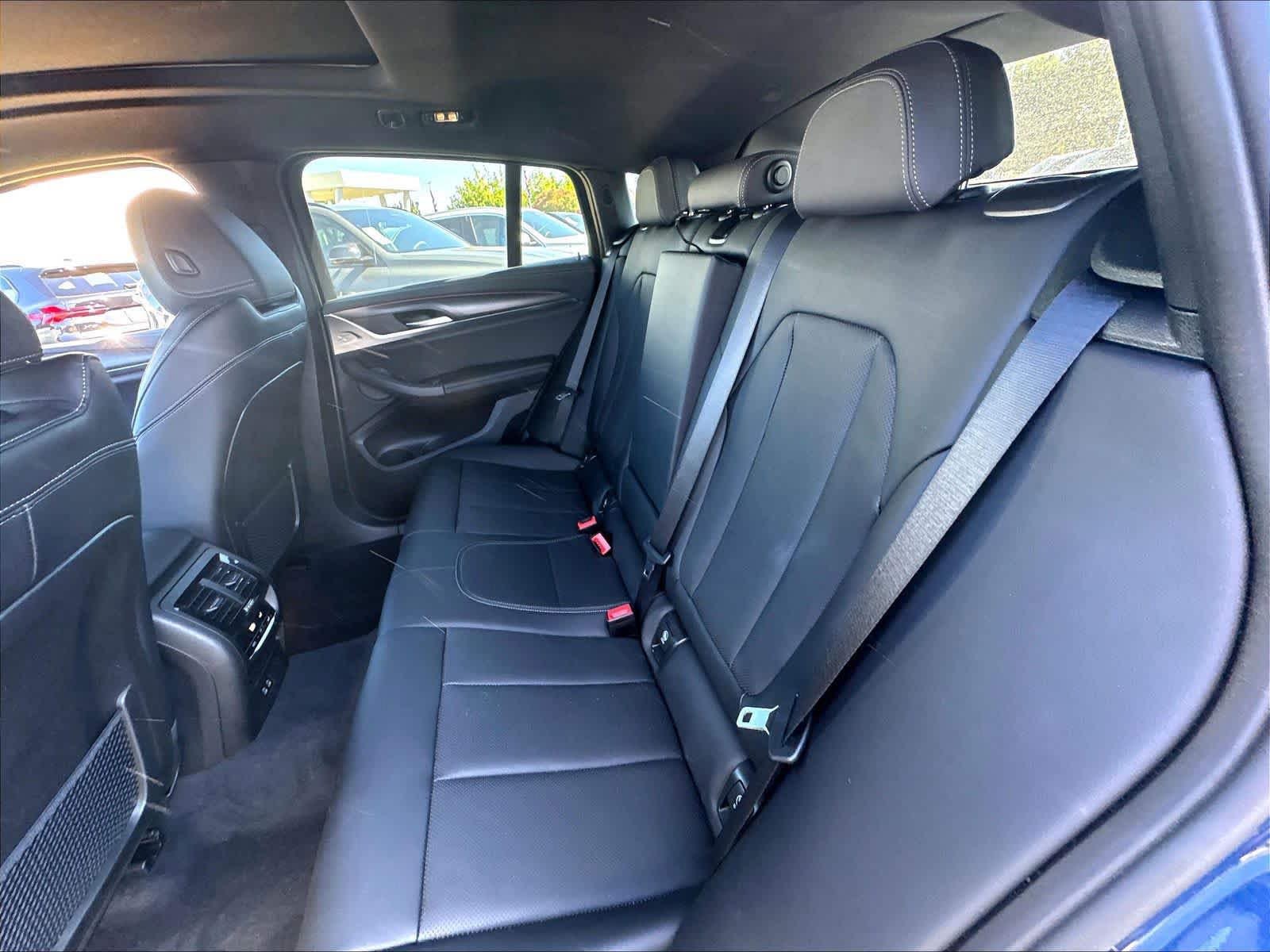 Used 2025 BMW X4 M40i w/ Premium Package AWD/4WD image 21