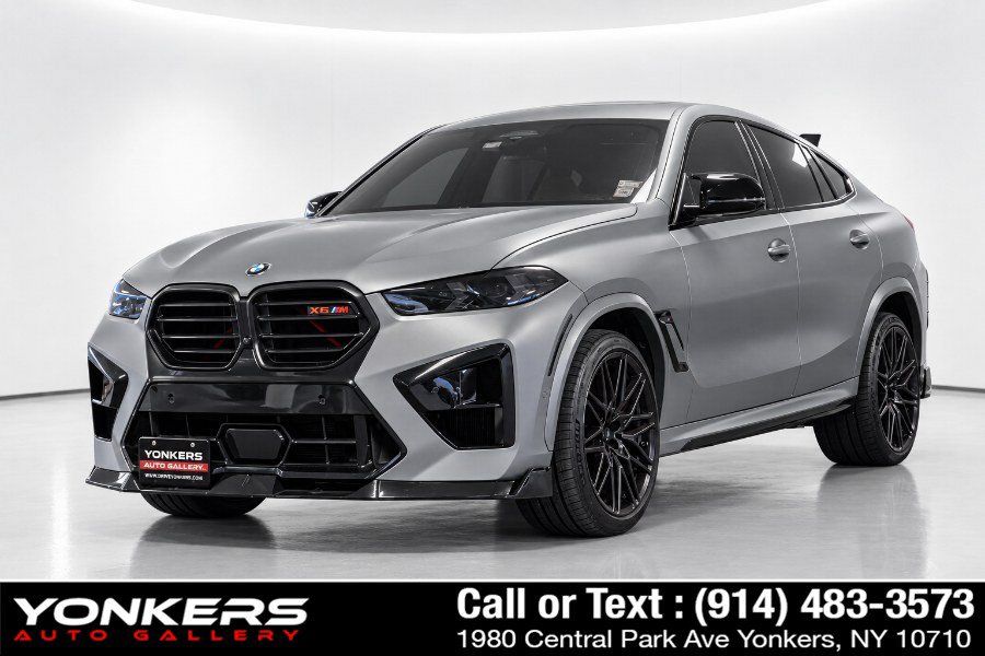 Used 2025 BMW X6 M Competition w/ Executive Package AWD/4WD image 2