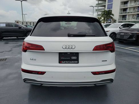 Certified 2023 Audi Q5 2.0T Premium w/ Convenience Package AWD/4WD image 11