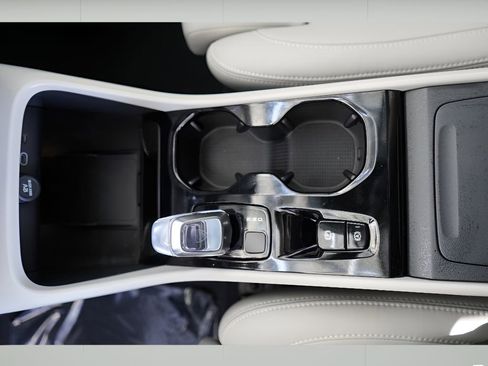 New 2026 Volvo XC40 B5 Plus w/ Protection Package image 14