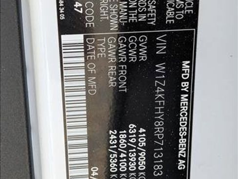 Used 2024 Mercedes-Benz Sprinter 2500 image 25