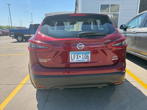 Used 2020 Nissan Rogue Sport S AWD/4WD image 8