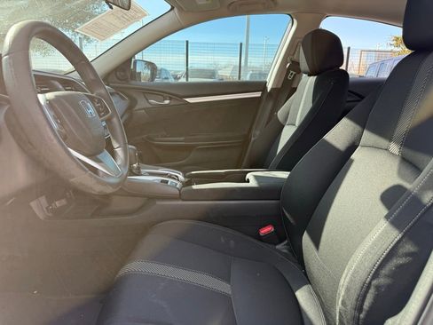 Used 2017 Honda Civic EX image 9