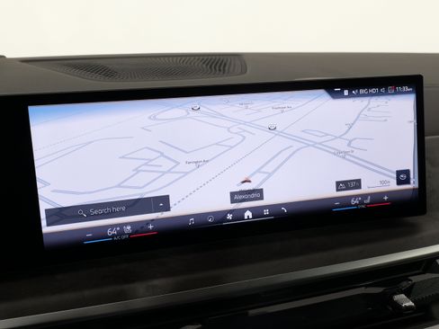 Used 2025 BMW X7 xDrive40i image 69