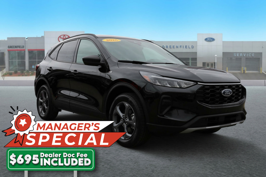 Used 2025 Ford Escape ST-Line AWD/4WD image 1