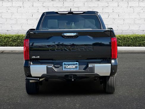 Used 2025 Toyota Tundra Limited AWD/4WD image 5