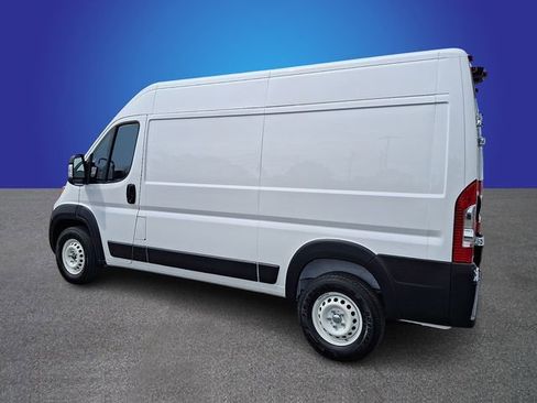 Used 2024 RAM ProMaster 2500 w/ Safety Group FWD image 6