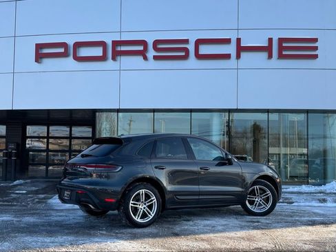 Certified 2023 Porsche Macan image 37