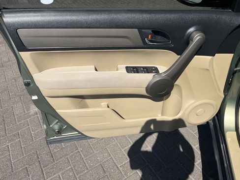 Used 2009 Honda CR-V LX image 17