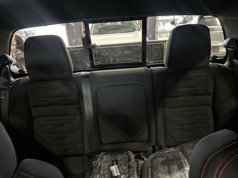 New 2026 Nissan Frontier PRO-4X w/ Pro-4x Convenience Package AWD/4WD image 6