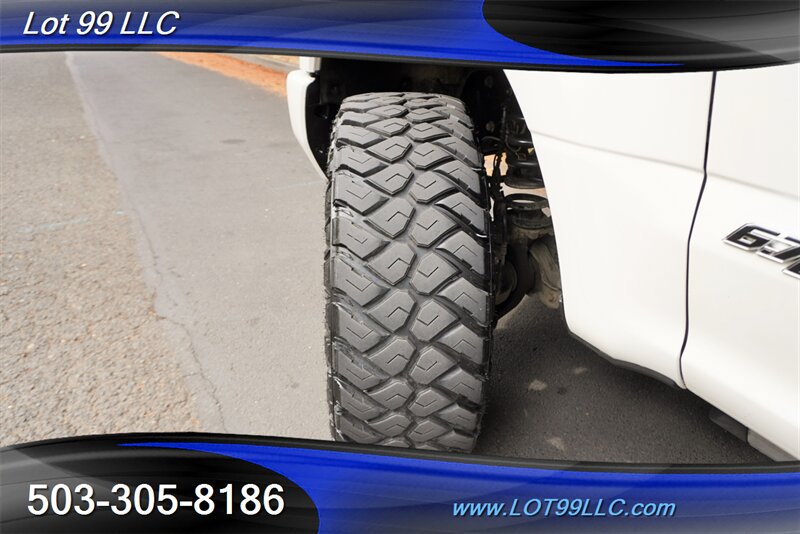 Used 2017 Ford F350 Platinum w/ Platinum Ultimate Package AWD/4WD image 3