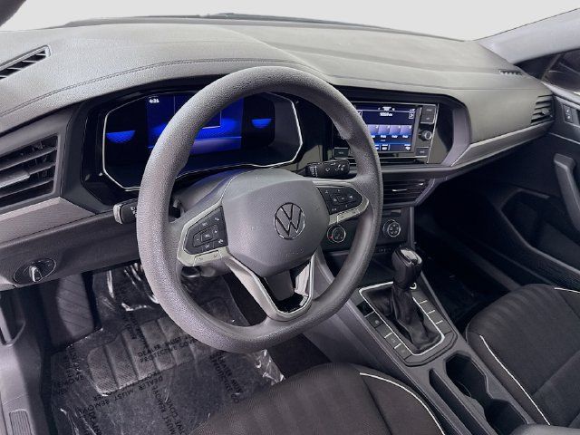 Used 2022 Volkswagen Jetta Sport FWD image 9