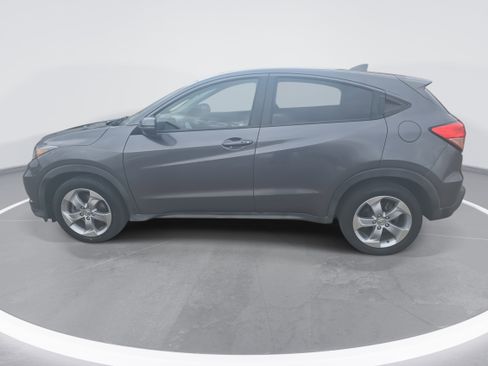 Used 2016 Honda HR-V EX image 8