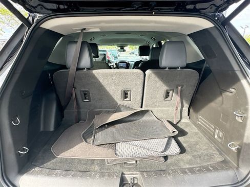Used 2019 Chevrolet Traverse LT w/ LT Premium Package image 28
