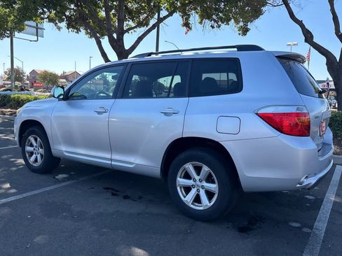 Used 2009 Toyota Highlander 2WD w/ Extra Value Pkg 2 image 7