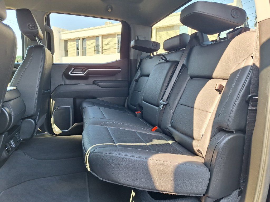 Used 2026 GMC Sierra 1500 SLT AWD/4WD image 21