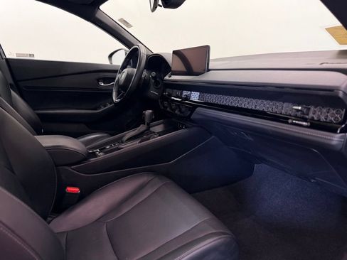 Used 2023 Honda Accord Sport image 17