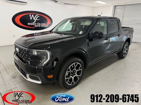 New 2025 Ford Maverick Lariat w/ 4K Tow Package image 1