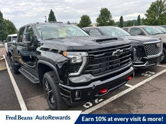 Used 2025 Chevrolet Silverado 2500 LT w/ Trail Boss Package AWD/4WD video 1