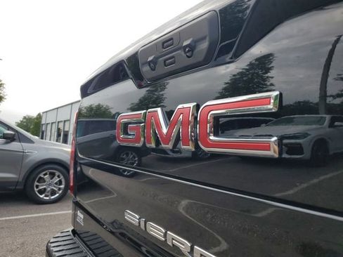 Used 2023 GMC Sierra 1500 Elevation AWD/4WD image 6