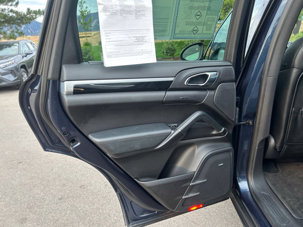 Used 2013 Porsche Cayenne AWD/4WD image 19