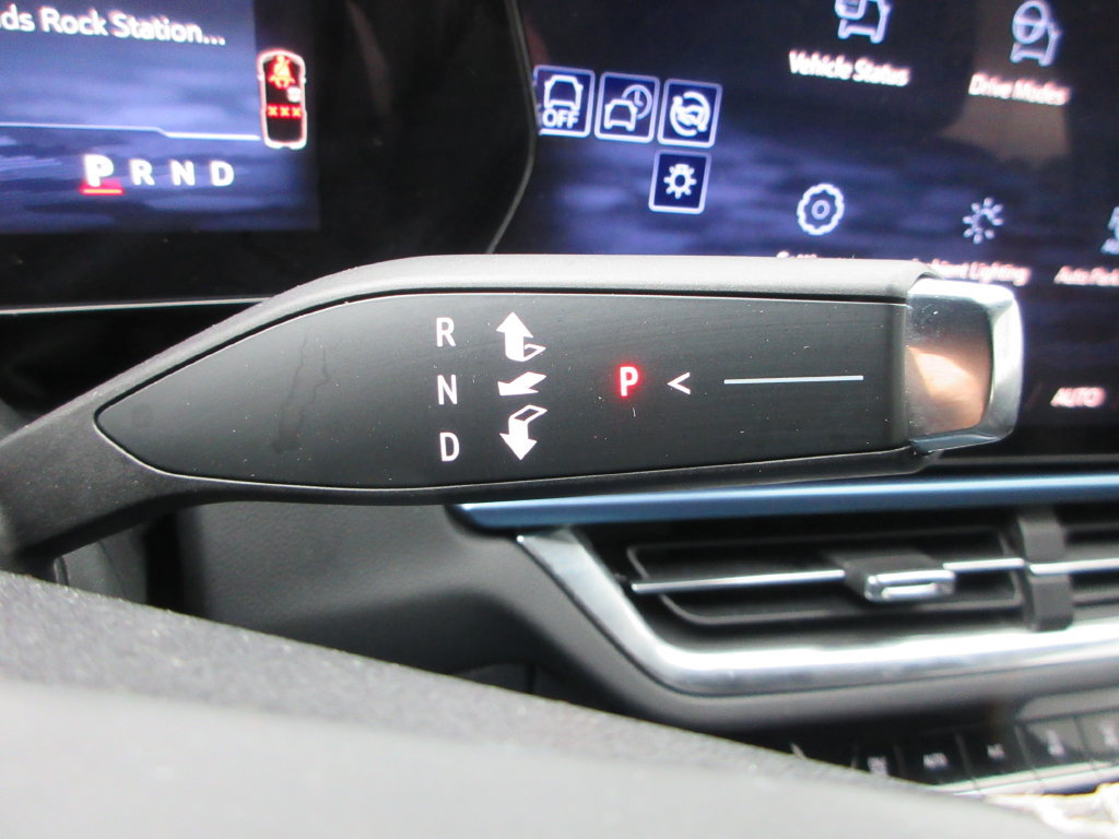 Used 2024 Chevrolet Equinox EV LT w/ Active Safety Package 3 FWD image 26
