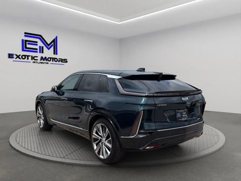 Used 2024 Cadillac Lyriq Luxury w/ Nappa Leather Package AWD/4WD image 3