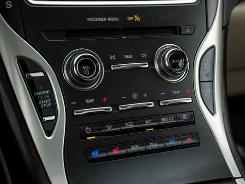 Used 2017 Lincoln MKX Reserve image 26