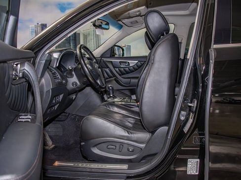 Used 2011 INFINITI FX35 Base w/ Premium Pkg image 20