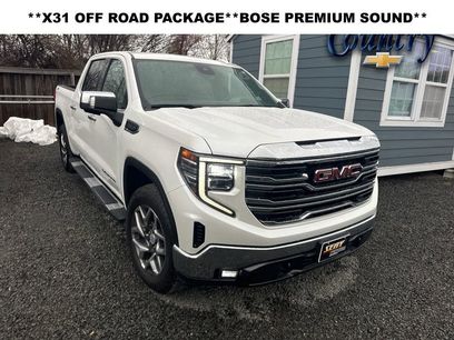 Used 2023 GMC Sierra 1500 SLT w/ SLT Premium Package