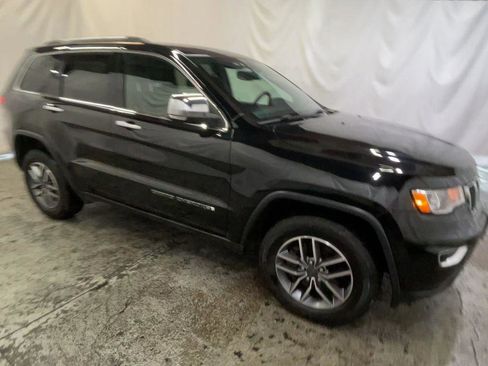 Used 2021 Jeep Grand Cherokee Limited w/ Trailer Tow Group IV AWD/4WD image 2