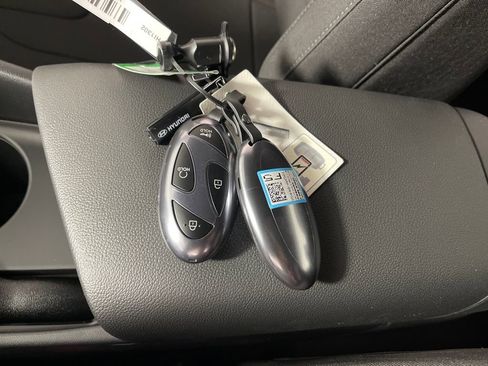 New 2026 Hyundai Elantra Sport FWD image 26