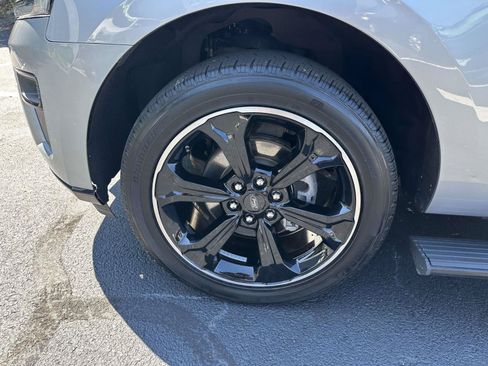Used 2023 Ford Expedition Max Limited AWD/4WD image 8