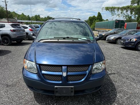 Used 2002 Dodge Caravan SE FWD image 4