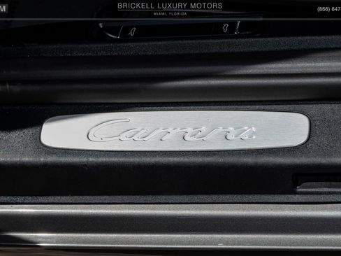 Used 2018 Porsche 911 Carrera image 59