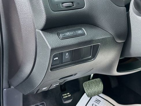 Used 2016 Nissan Altima 2.5 S w/ Power Driver Seat Package FWD image 10