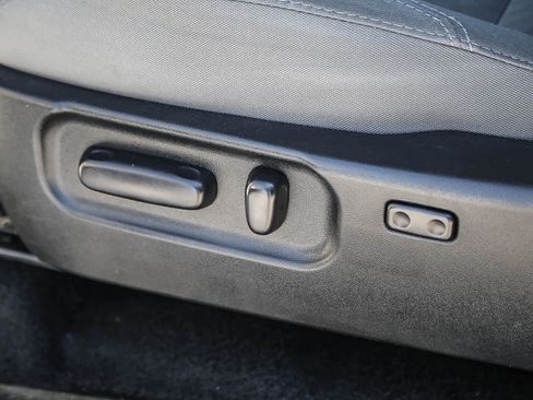 Certified 2020 Toyota Tacoma SR5 image 18